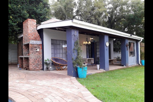  Vacation Hub International | Bio Selfcatering Main