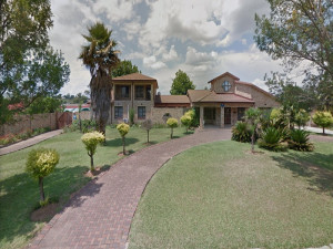  Vacation Hub International | Birds of Paradise Guesthouse Main