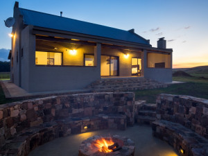  Vacation Hub International | Blue Crane Farm Main
