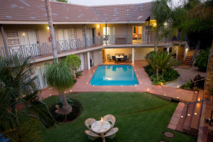  Vacation Hub International | Loerie Guest House Main