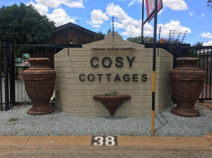  Vacation Hub International | Cosy Cottages Guesthouse Main
