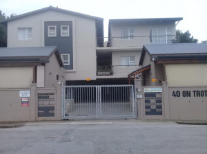  Vacation Hub International | Knysna Pocket Breaks Unit 13 Main