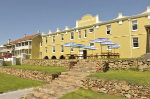 Vacation Hub International | The Grand Hotel Main