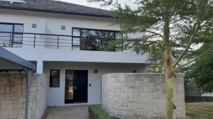  Vacation Hub International | Pearl Valley Atolosa Main
