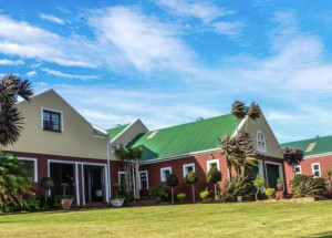  Vacation Hub International | George farm stay Main
