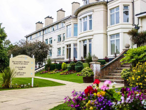  Vacation Hub International | The Devonshire House Hotel Main