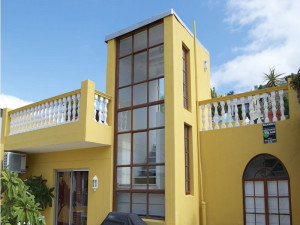  Vacation Hub International | de waterkant cottages - 110 Waterkant Street Main