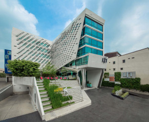  Vacation Hub International | LiT BANGKOK Hotel Main
