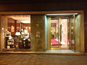  Vacation Hub International | Hotel Roma Main