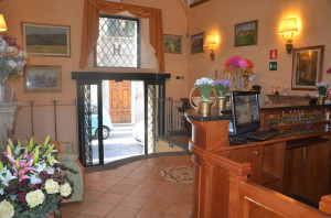  Vacation Hub International | Hotel Mia Cara & Spa Main