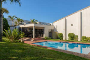  Vacation Hub International | San's Place Main