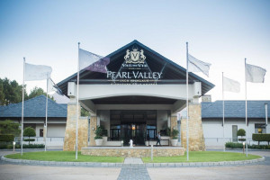  Vacation Hub International | Pearl Valley Golf Lodge Main