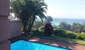  Vacation Hub International | Eden East Main