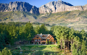  Vacation Hub International | Lalapanzi Lodge Main