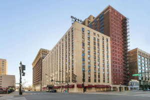  Vacation Hub International | Travelodge by Wyndham Downtown Chicago Main