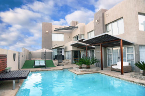  Vacation Hub International | Nine on Uys street B & B Main
