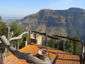  Vacation Hub International | The Edge Mountain Retreat - kudu shack cottage Main