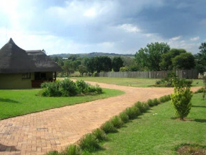  Vacation Hub International | Impangele Lodge Main