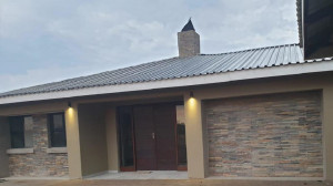 Vacation Hub International | 42@ Ditholo Game Lodge Main