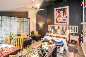  Vacation Hub International | Hello Sunshine Self Catering Studio Apartment Main