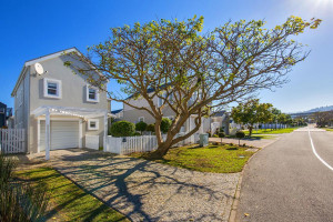 Vacation Hub International | Thesen Island Holiday House Main