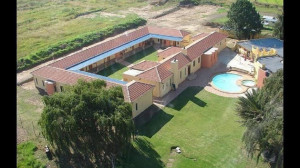  Vacation Hub International | Willow Lane Country Lodge Main