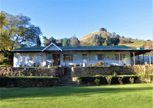  Vacation Hub International | Tumble In Bed & Breakfast Main