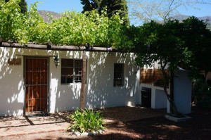  Vacation Hub International | Long Acres Cottages Main