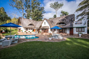  Vacation Hub International | Warrens Guest House Main