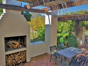  Vacation Hub International | The Barn House Cottage Main