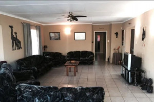  Vacation Hub International | Hakuna Matata- Marloth Park Main