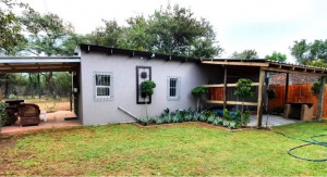  Vacation Hub International | Ilnika Safari and Farm Stay Main