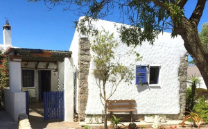  Vacation Hub International | Antaris Cottage Main