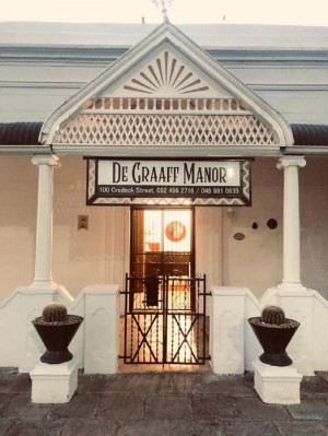  Vacation Hub International | De Graaff Manor Main