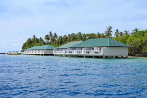  Vacation Hub International | Embudu Village Resort Main
