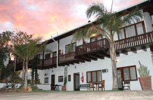 Vacation Hub International | Hilltop Guest House Main