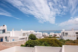  Vacation Hub International | Sundowner Main