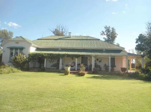  Vacation Hub International | Smithfield House Main