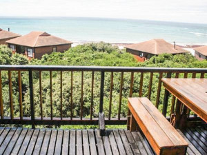  Vacation Hub International | 11 Houtbosch Bay Main