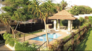  Vacation Hub International | 13 Surabaya Main