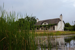  Vacation Hub International | Manley Wine Estate Main