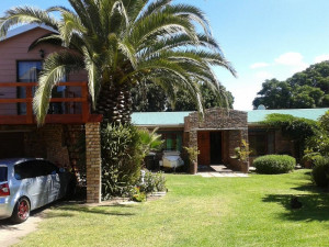  Vacation Hub International | Little Lotta Cottage Main