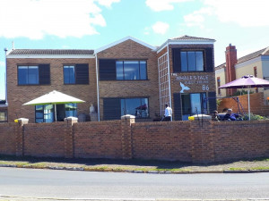  Vacation Hub International | Whale’s Tail Guest House Main