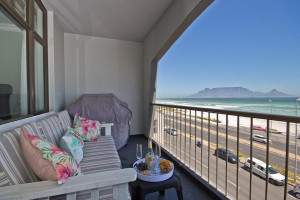  Vacation Hub International | Mountain and Sea Splendor Main