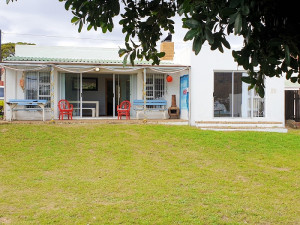  Vacation Hub International | Fisherman’s Cottage | Sleeps 8 Main