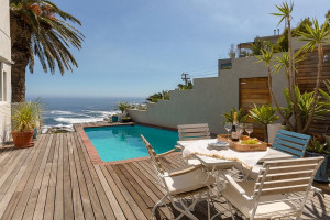 Vacation Hub International | Beach Steps Main
