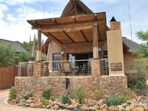  Vacation Hub International | Pumula Bush Chalet Main