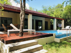  Vacation Hub International | Tall Horse Luxury Lodge Main