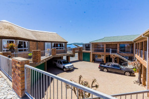  Vacation Hub International | Walkerview Apartments Main