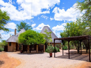  Vacation Hub International | Makhato 12 Main